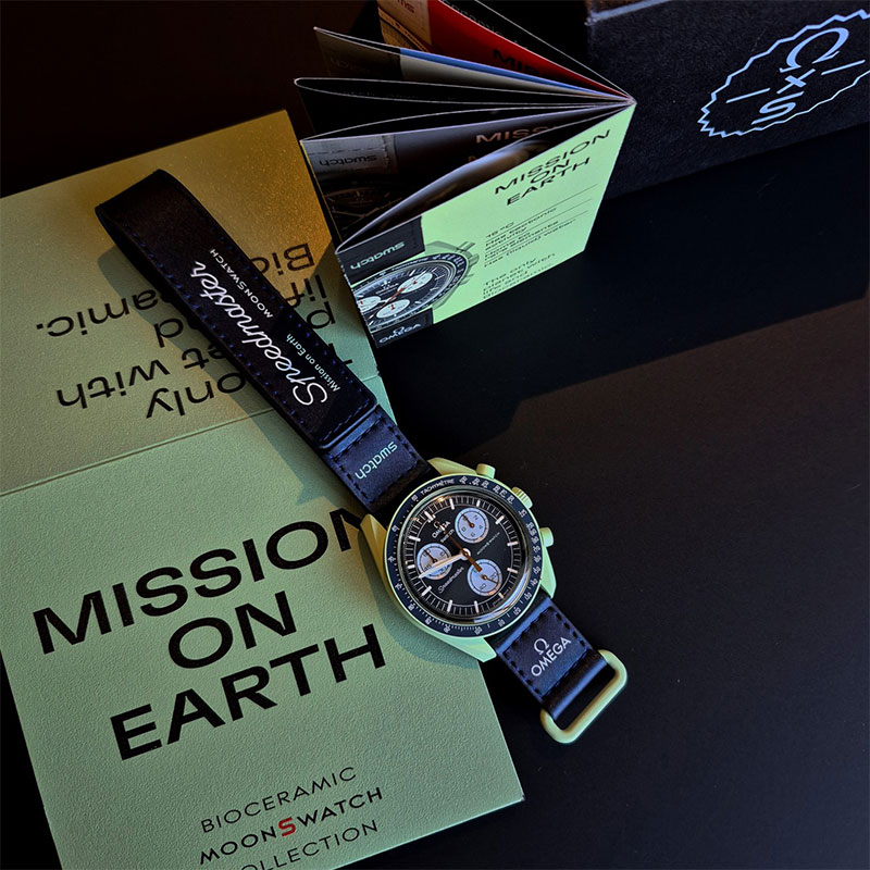 ساعت مچی امگا سواچ مدل زمین Mission on Earth - تصویر 3